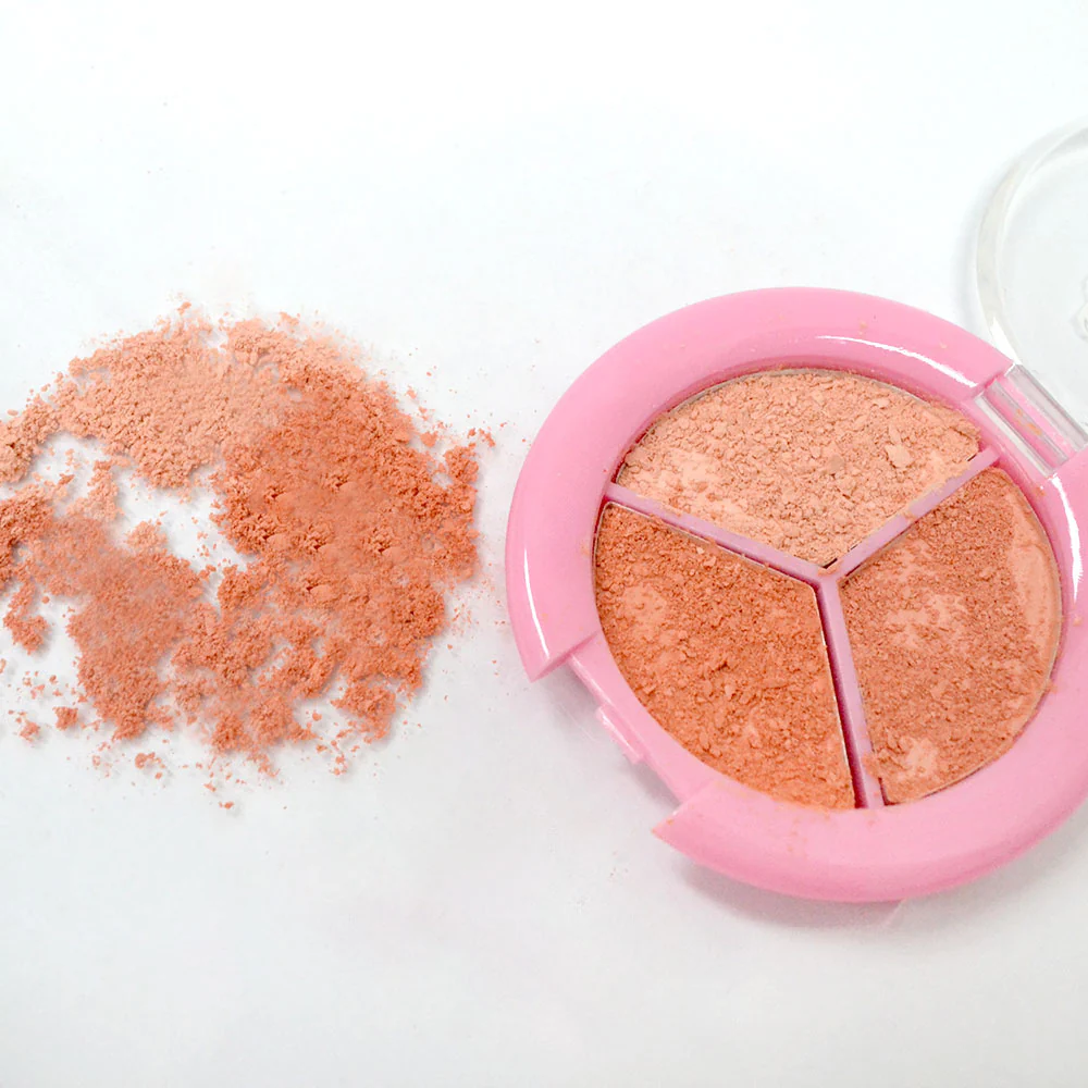 Beauty Buddy Eyeshadow & Blush Trio Nude Kiss - Image 4