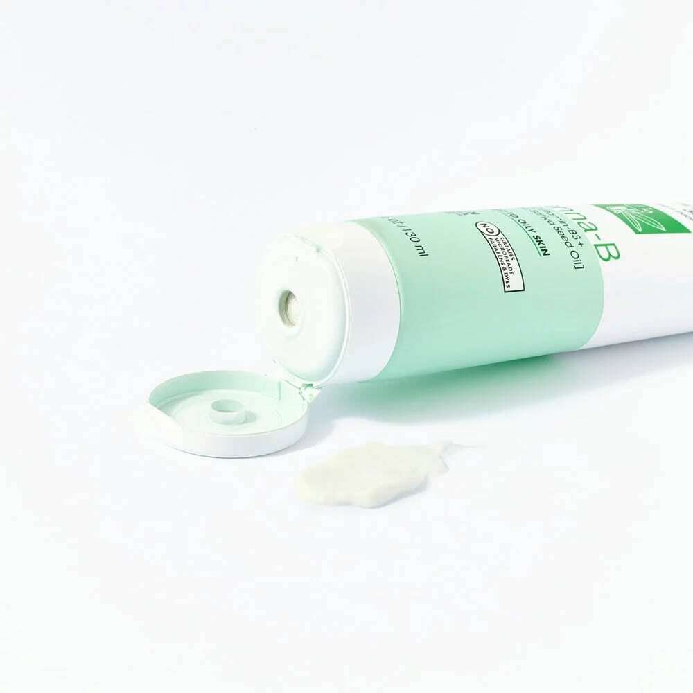 Garnier Pore Perfecting 3-In-1 Cleanse + Exfoliate + Mask 130ml - Image 2