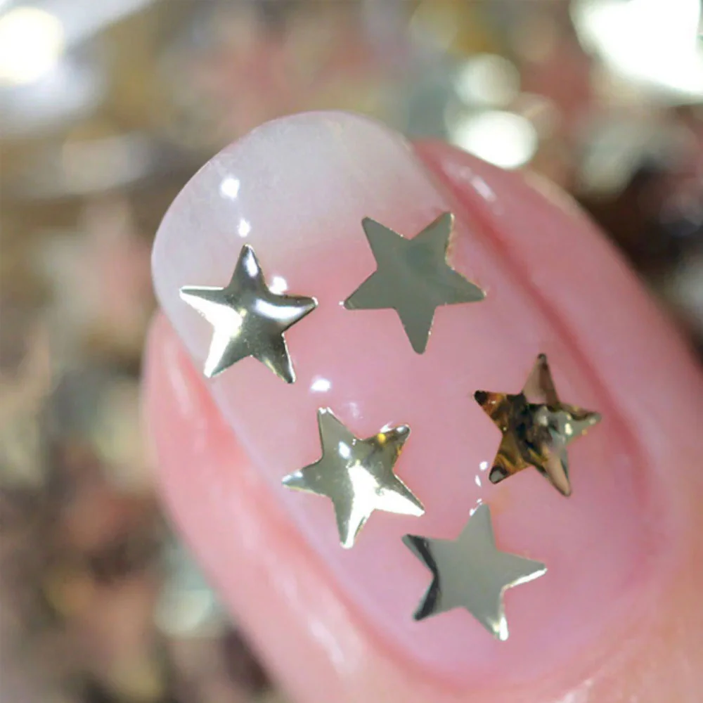 Nails Inc Over The Top Star Spotting In Soho Top Coat Nail Polish 14ml - Image 2