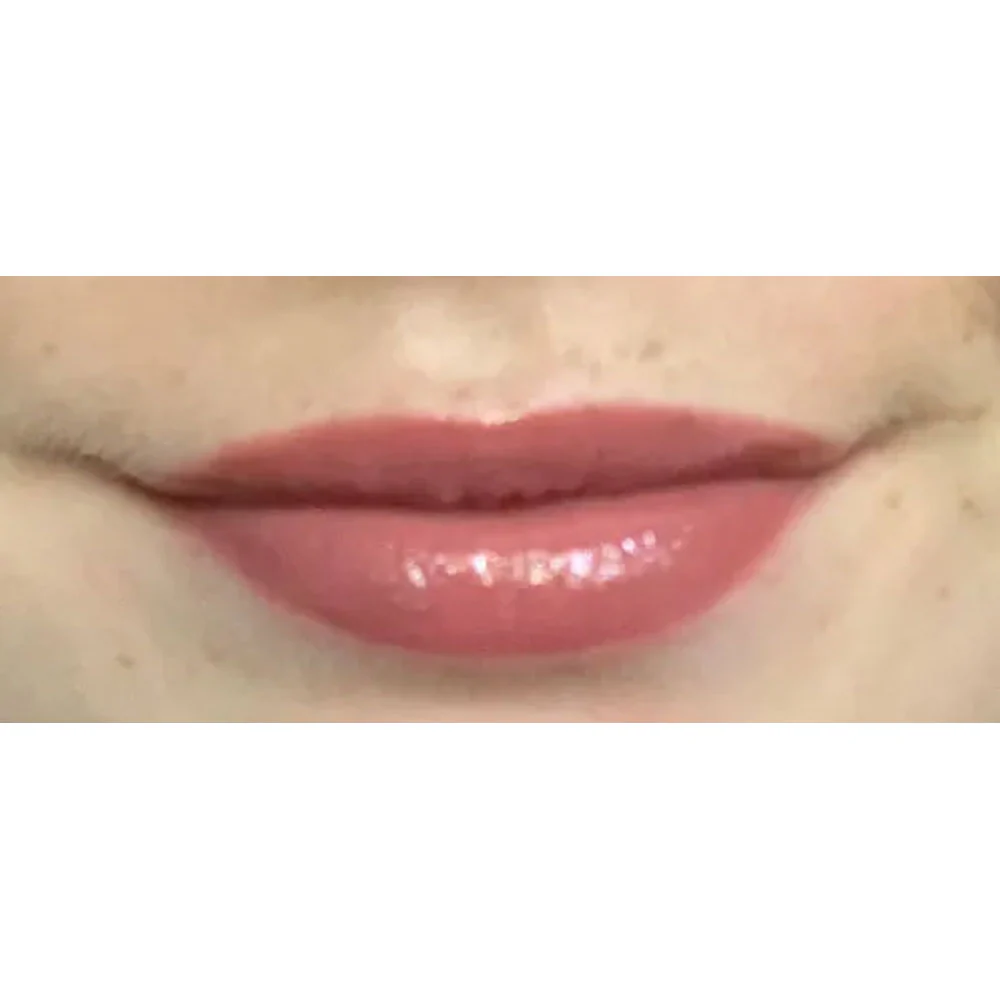 Revolution Lip Gloss Intense Shine Lip Vinyl Ballerina 3.6ml - Image 3