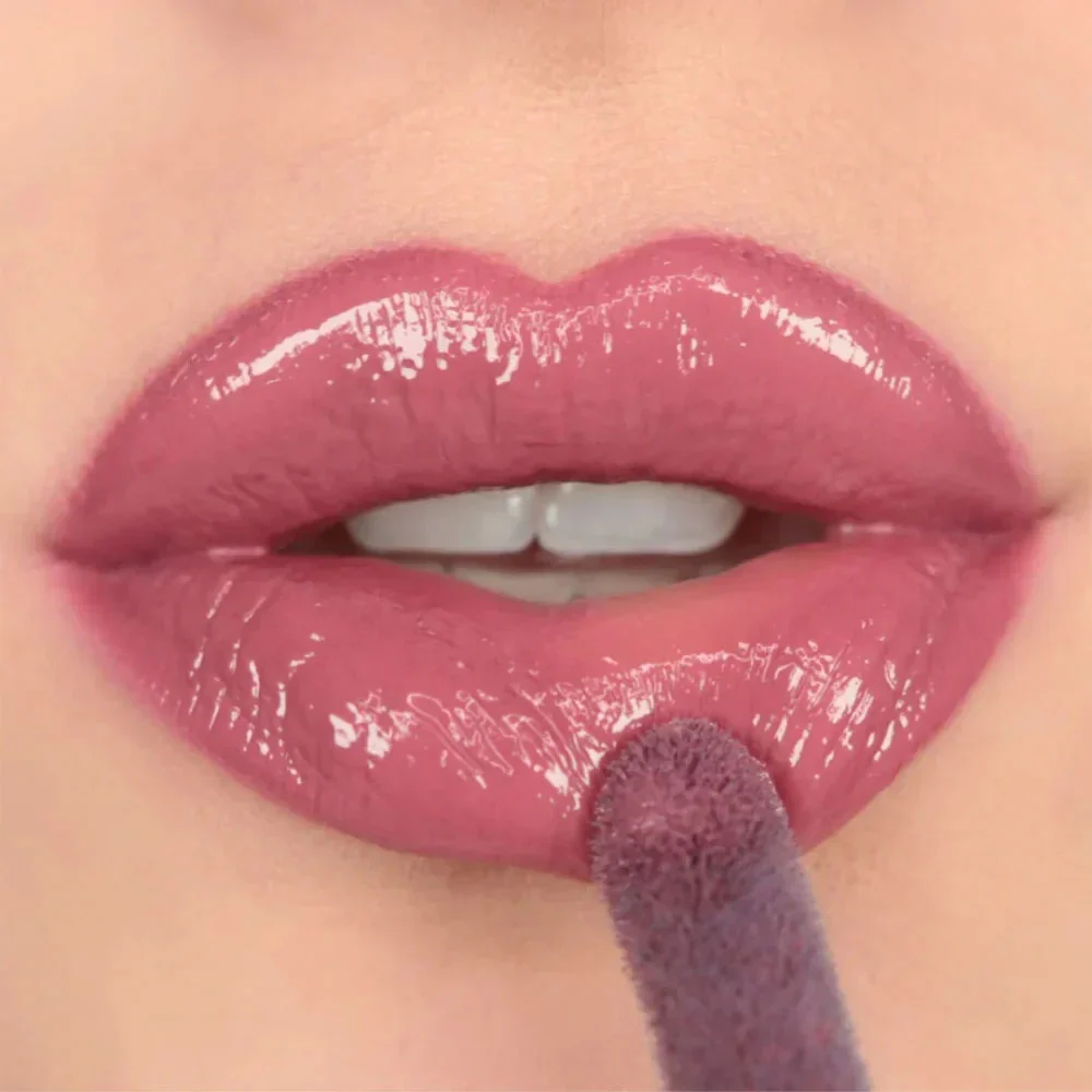 Revolution Plumping Lip Gloss Pout Bomb Sauce Dusty Pink 4.6ml - Image 4