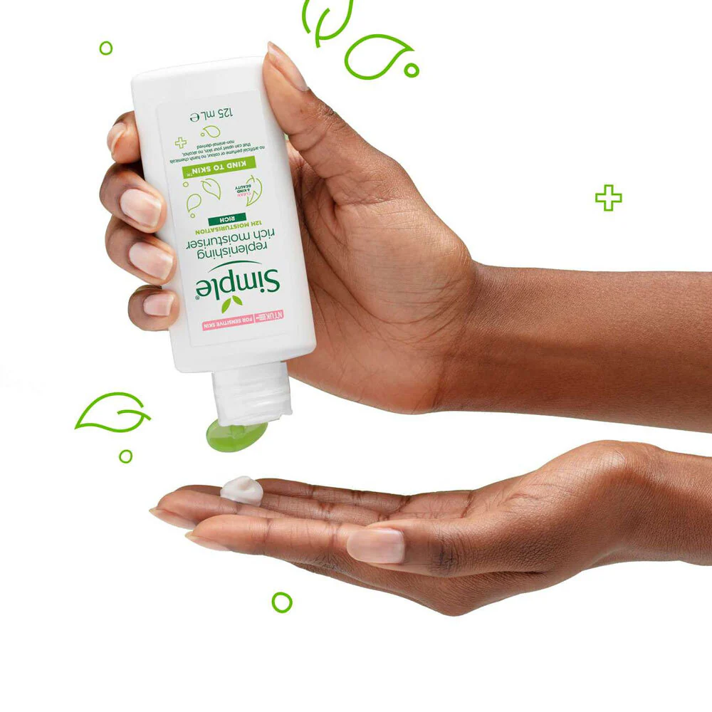 Simple Replenishing Rich Moisturiser 125ml - Image 2